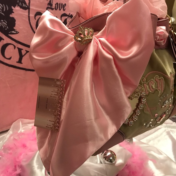 Rare 🦄pink 💖and green 💚velvet daydreamer ☁️ - Picture 3 of 15